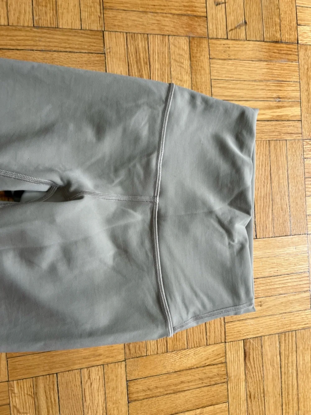 Lululemon Wunder Train High-Rise Tight 28" - Picture 7 of 9